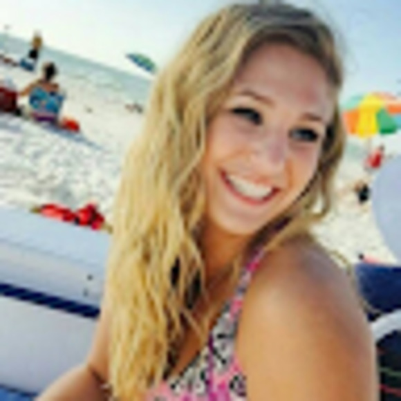 Meet your Posher, Ashley - Picture 1 of 1